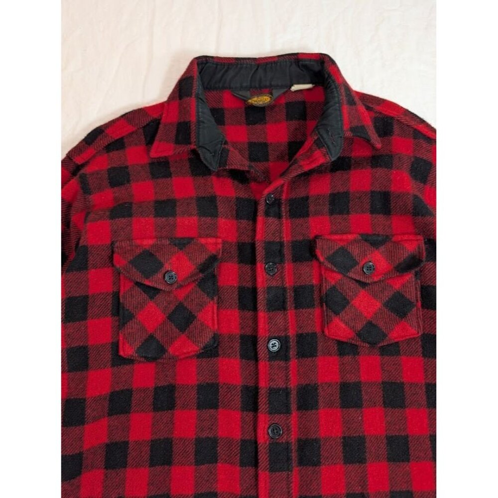 VTG Woolrich Wool Shirt Men’s Medium Red Black Buffalo Plaid Button Up K5 - Picture 2 of 7